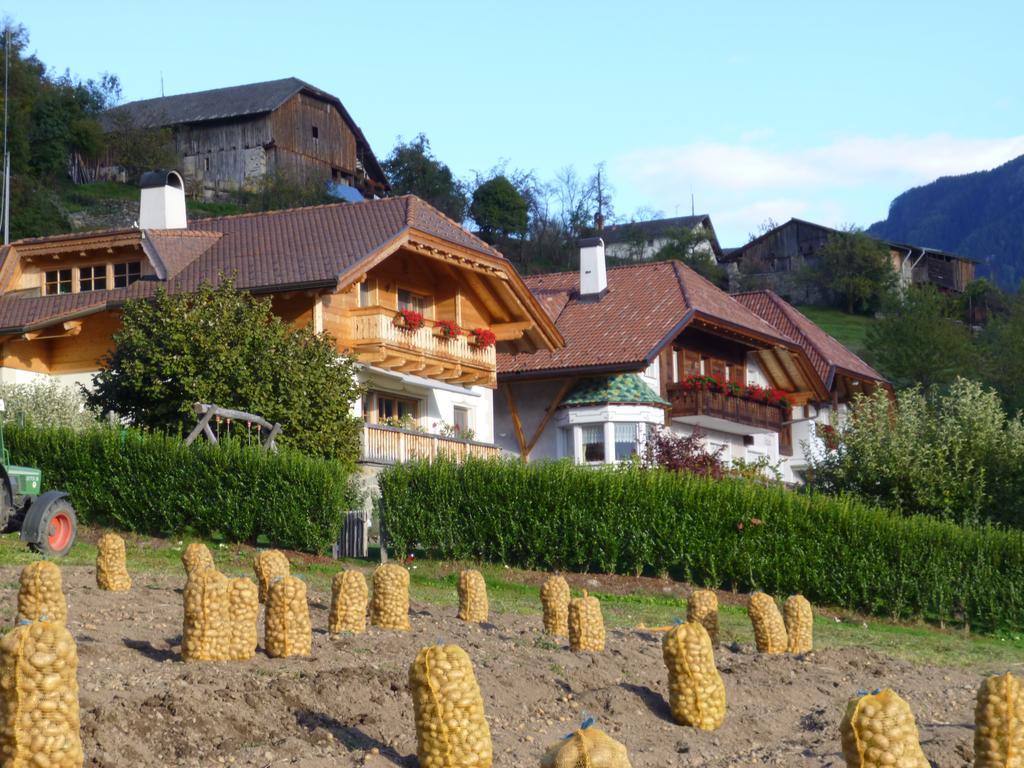 Hotel Hubertusstube Laion Exterior photo